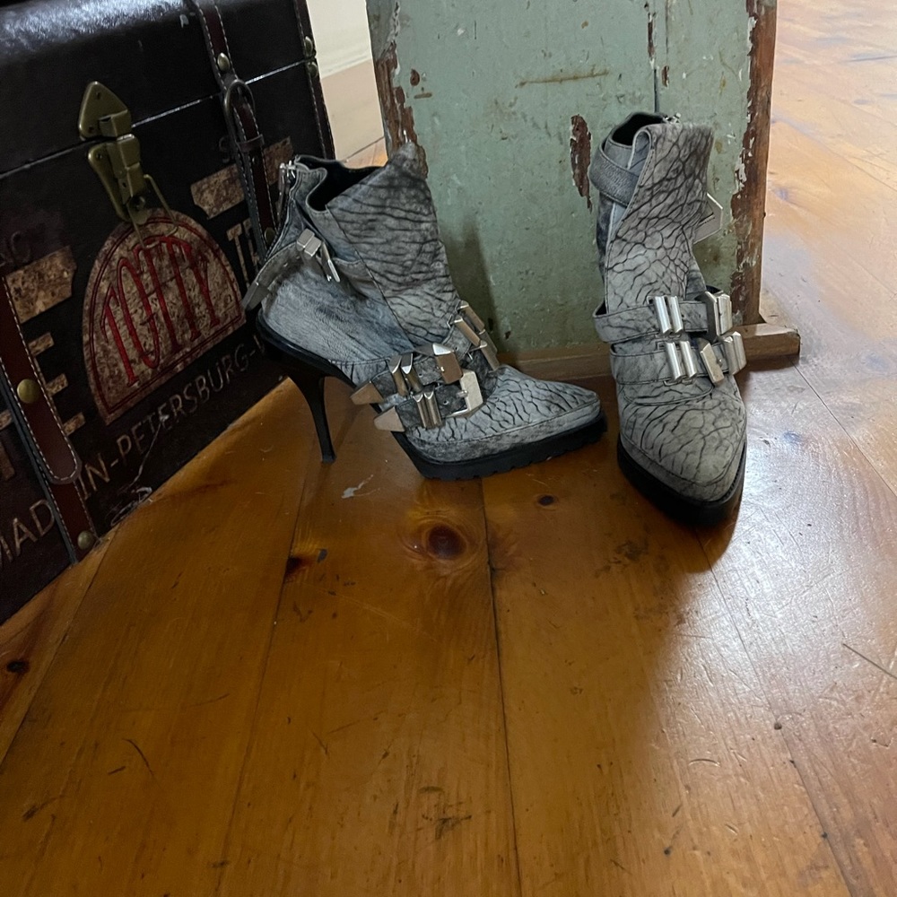 Alexander Wang Buckle Boots. Sz 37